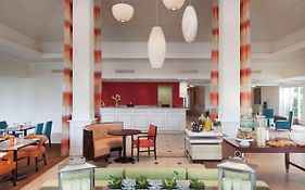 Hilton Garden Inn Montreal Airport